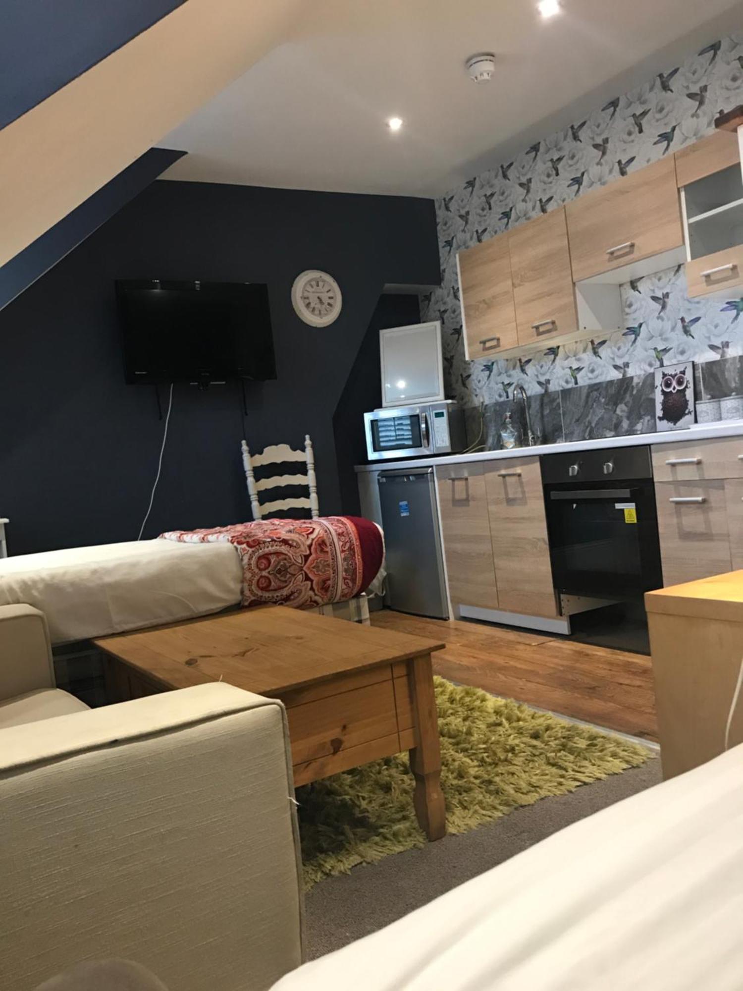 Acacia Villas Guest House Guildford Zewnętrze zdjęcie